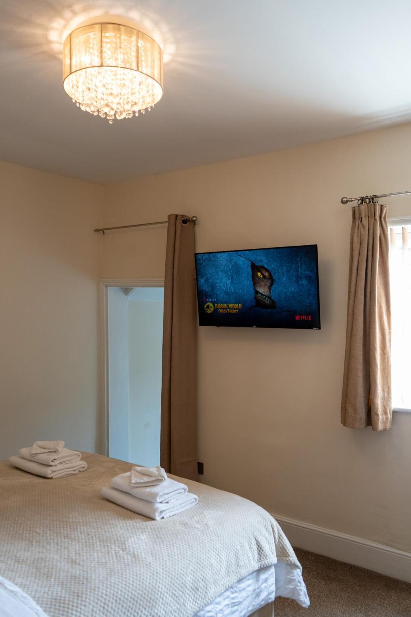 The Plumb Townhouse In Warwick Centreヴィラ エクステリア 写真